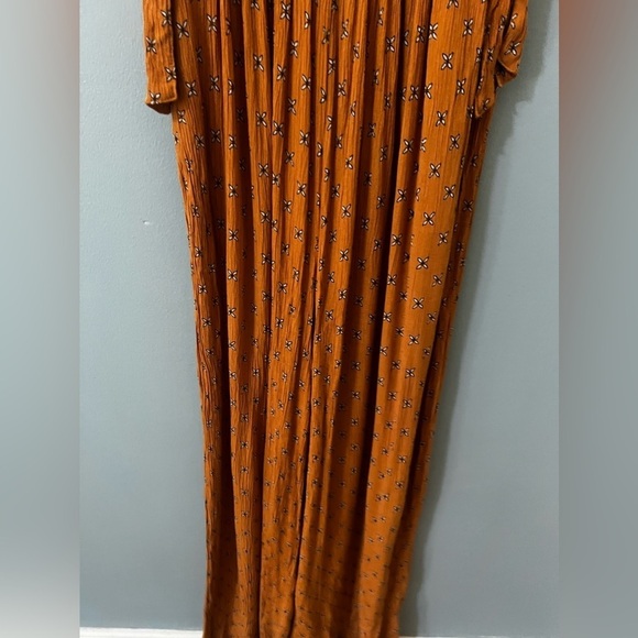 Patrons of Peace burnt orange floral flutter sleeve jumpsuit size medium - Picture 9 of 9